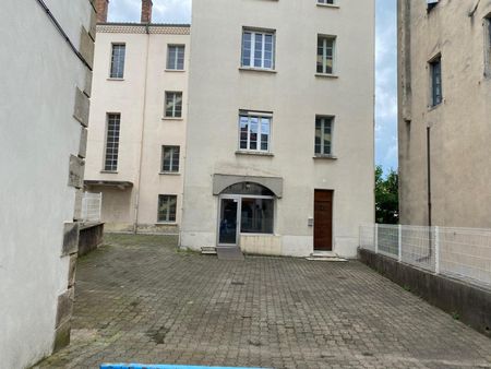 Location Appartement 1 pièce 36m² AUBENAS 07200 - Photo 4