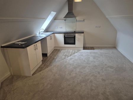 2 bedroom flat to rent - Photo 3