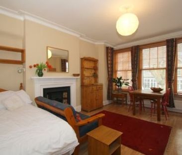 Muswell Hill Road, N10 3JD - Photo 2