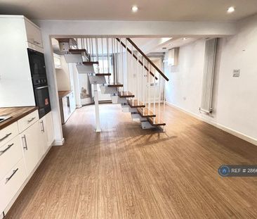 2 bedroom flat to rent - Photo 3