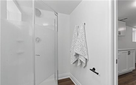 For Lease - 59 HOLGATE Street Unit# LOWER LEVEL, Barrie, Ontario - Photo 5