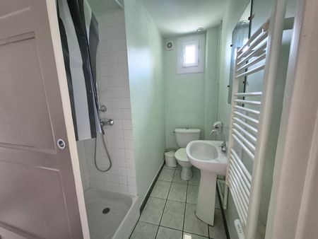 A LOUER Appartement F2 50000 Saint-L� CENTRE VILLE 1 chambre 31.69 m� - Photo 4