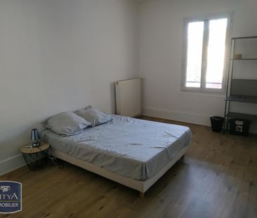 Location Appartement 2 pièces 50m² CRECHES SUR SAONE 71680 - Photo 2