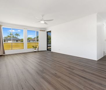 15 Murray Street, Birkdale QLD 4159 - House For Rent | Domain - Photo 2