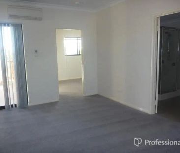 “Central Location Apartment” - Photo 1