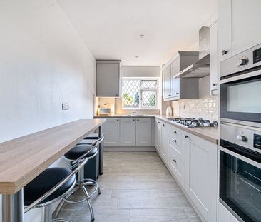 Headley Road, Grayshott, Hindhead, Surrey, GU26 - Photo 1