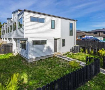 Brand New Beauty in Wattle downs, Manurewa – 40A Innismara Avenue - Photo 3