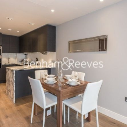 1 Bedroom flat to rent in Parrs Way, Hammersmith, W6 - Photo 1