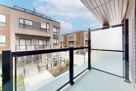 For Lease - 17 Lytham Green Circle Unit# 4, Newmarket, Ontario - Photo 5