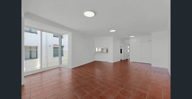 Bondi Beach - Sensational Summer Luxury Living - Photo 1