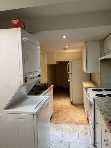For Lease - 4 Pennyroyal Crescent, Brampton, Ontario - Photo 2