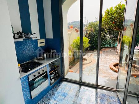 Trilocale ottimo stato, su più livelli, Centro, Capri - Photo 3