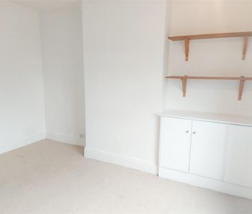 1 bedroom Maisonette to rent - Photo 2
