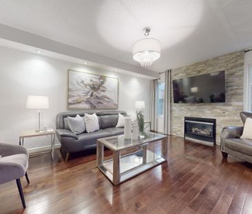 For Lease - 98 Lowther Avenue, Richmond Hill, Ontario - Photo 6