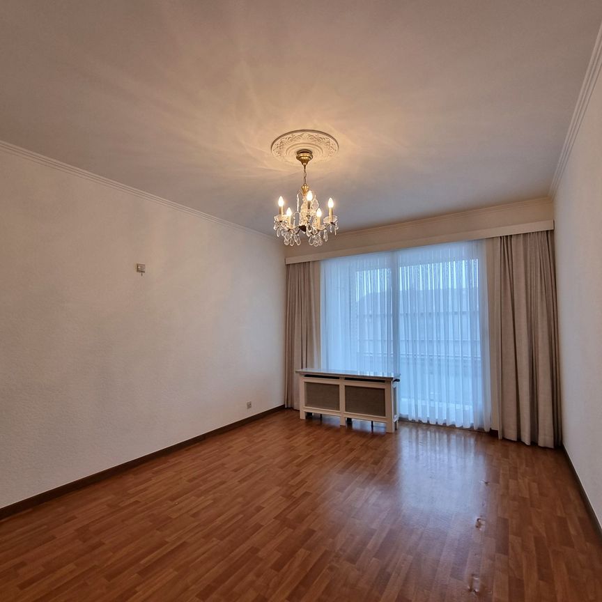 Ruim 2-slaapkamer appartement in hartje Ninove - Photo 1