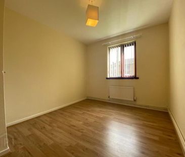 70 Lawnmount Crescent, Lisburn, BT27 4TU - Photo 5