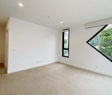 2 Bedroom*106 - Photo 3