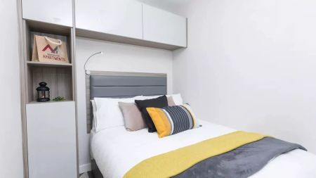 Medium 1-Bedroom Apartment - Photo 4