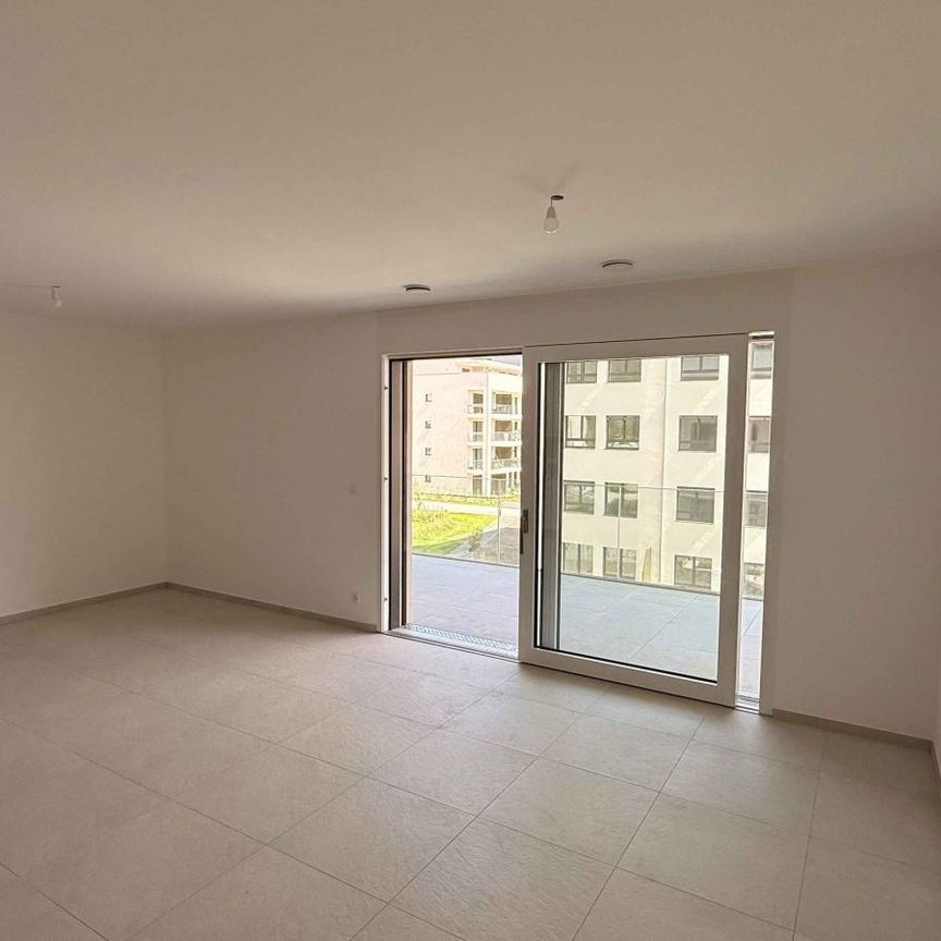 Très joli appartement de 2.5 pièces au 2ème étage avec grand balcon - Photo 1