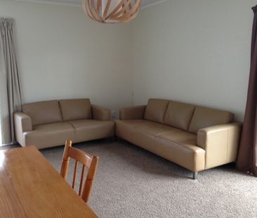 2A Chancellor Way, Crofton Downs - Photo 1