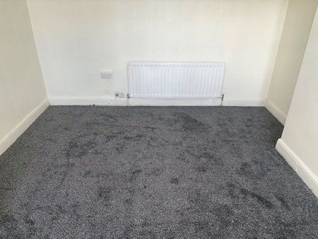 43a Kingsway, Luton - Photo 2