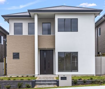 Modern Family Home in Prime Gledswood Hills Location - Photo 6
