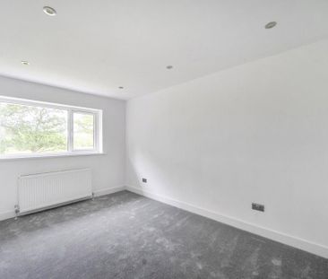 3 bedroom detached house to rent - Photo 3