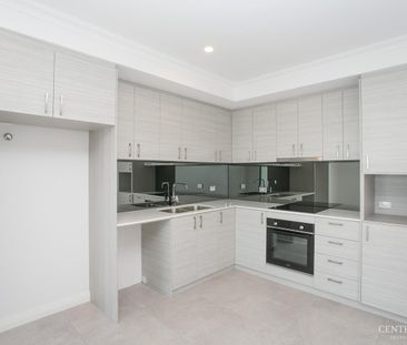 2 Bedroom, 2 Bathroom First Floor Apartment + Large Private Balcony - Photo 4