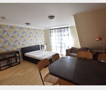 1 Bed Maisonette, Wensleydale, LU2 - Photo 2