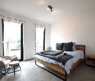 Makkelijk bereikbaar appartement met 2 slaapkamers vlakbij het centrum - Photo 2