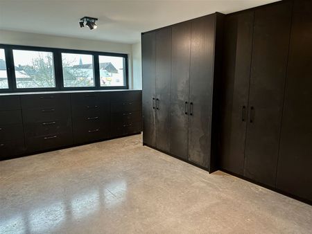 App gelegen op 1ste verdiep van een woonproject te Eine - Photo 4