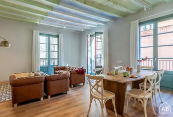 Elegant 3-Bedroom Apartment in Las Ramblas with Private Balcony