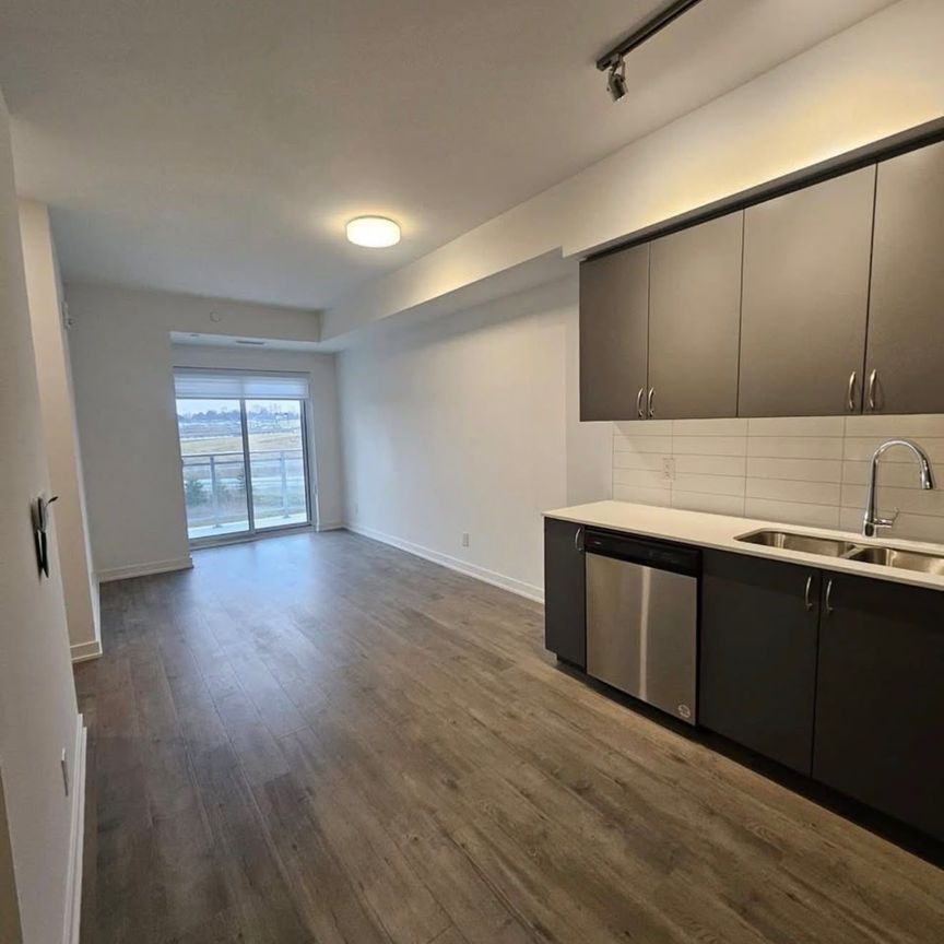 For Lease - 56 LAKESIDE TERRACE N/A Unit# 513, Barrie, Ontario - Photo 1