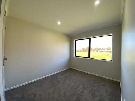 Near New Townhouse - Photo 5