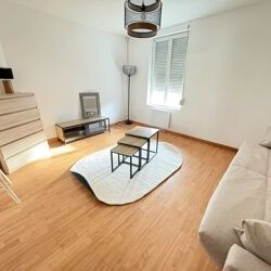 Location Appartement 1 pièces 20 m2 à Saint-Quentin - Photo 1