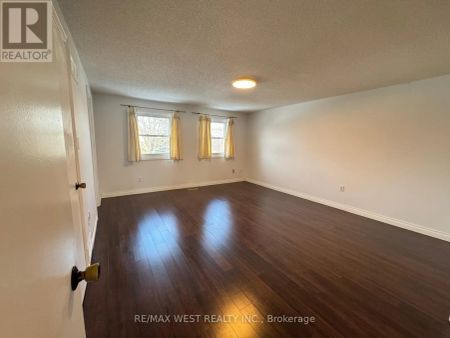 51 MICHAEL DRIVE - Photo 5