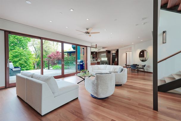 For Lease - 89 Kingsway Crescent, Toronto, Ontario - Photo 1