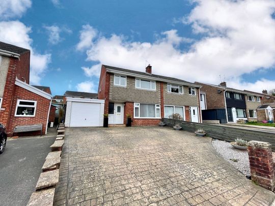 Fennel Close, PENARTH - Photo 1