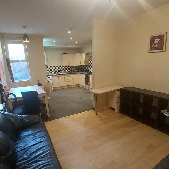 5 Ulsterville Place, Belfast, BT9 7BH - Photo 1