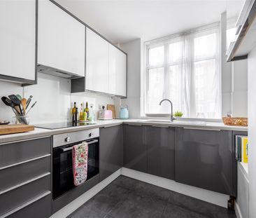 Shacklewell Lane , E8 2EQ - Photo 4