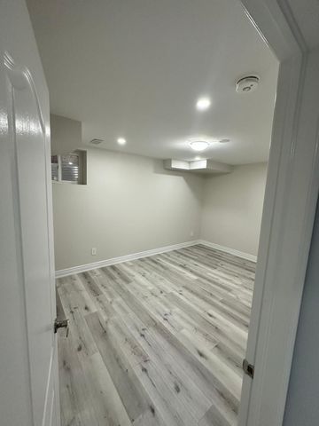 For Lease - 49 Ballyhaise Crescent, Brampton, Ontario - Photo 2