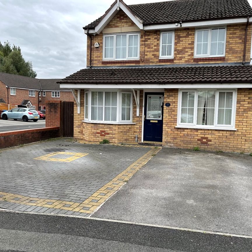 Room in a Shared House, Sandybrook Drive, M9 - Photo 1