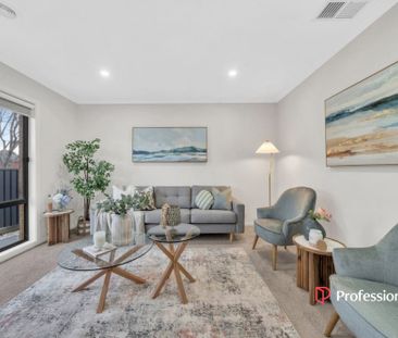 3 San Fratello Street, Clyde North VIC 3978 - Photo 4