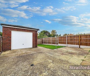 3 bedroom semi-detached house to rent - Photo 6