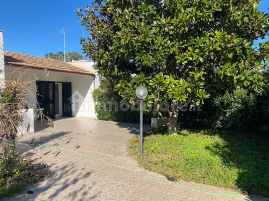 Villa a schiera via Eugenia, Ostuni Costa, Ostuni - Photo 1