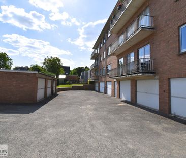Ruim gelijkvloers appartement met 2 slaapkamers, terras & garagebox - Photo 4