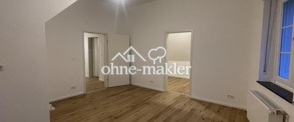 Großzügiges Wohnen in der City: 5 Zimmer, modernisiert, Balkon & Einbauküche - Photo 1