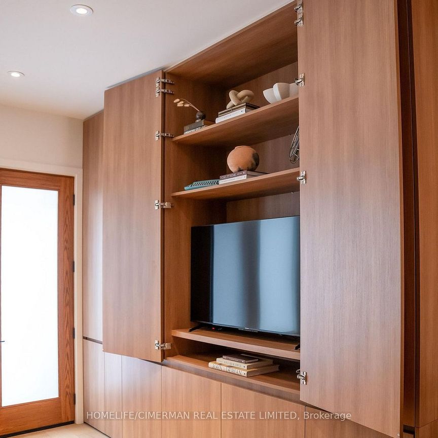 For Lease - 577 Concord Avenue, Toronto, Ontario - Photo 1