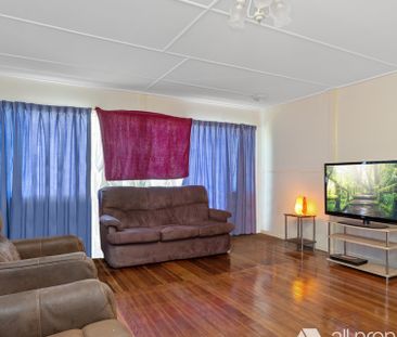 CONVENIENCE... SCHOOLS, GARDEN CITY & BUSES - Photo 1