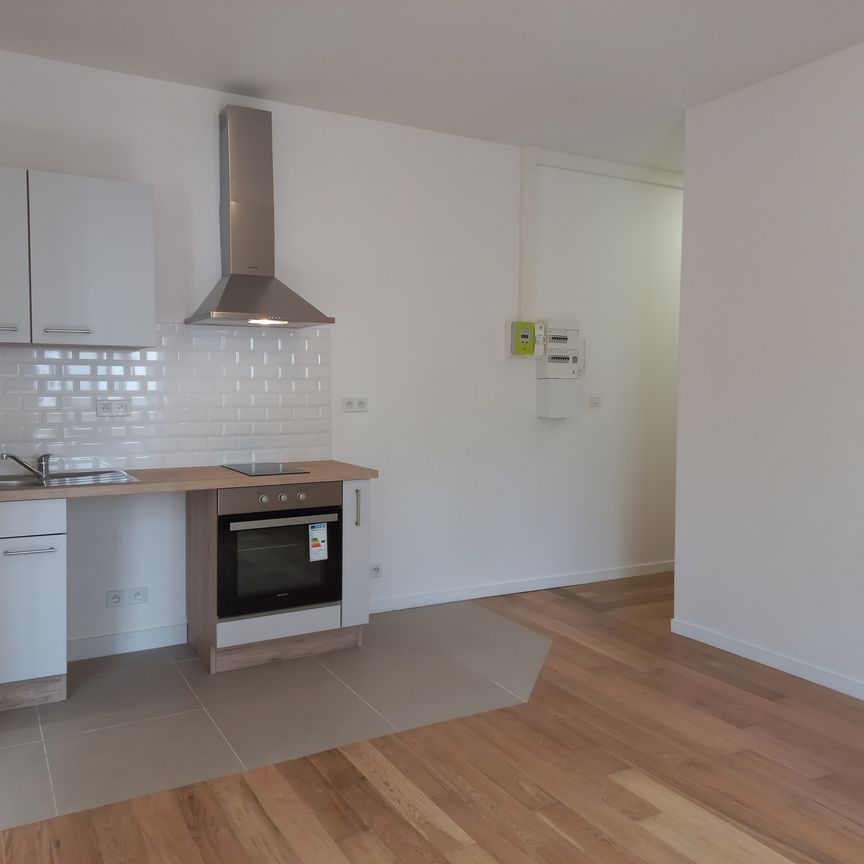 Location Appartement 2 pièces 32m² VICHY 03200 - Photo 1